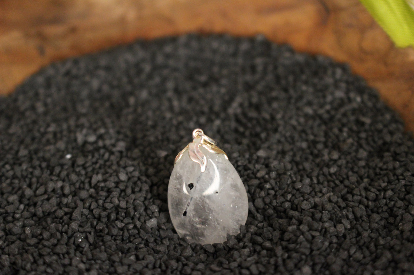 Turmalin in Bergkristall Anhänger