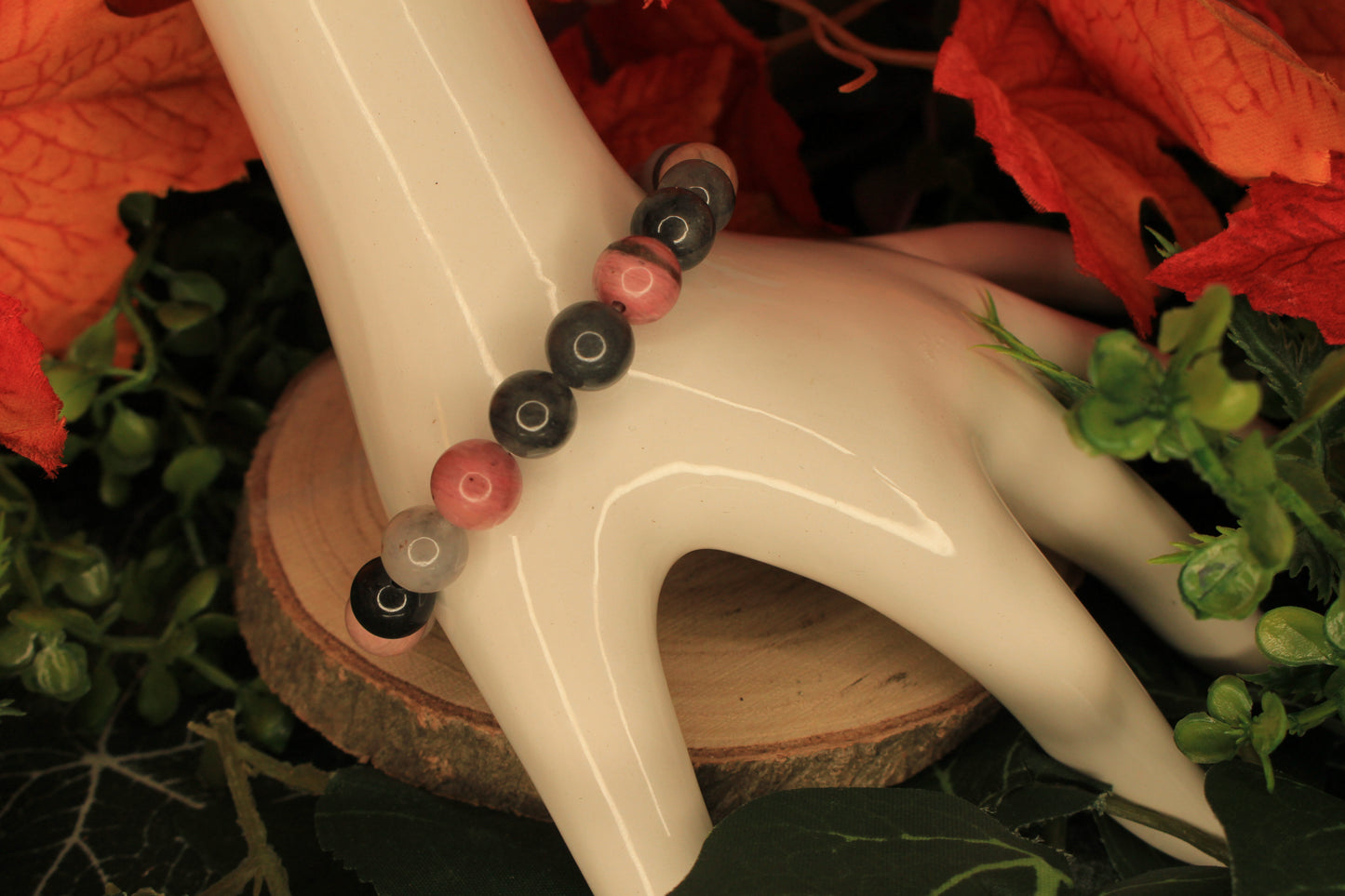 Rhodonit grau Quarz Armband mit Feder