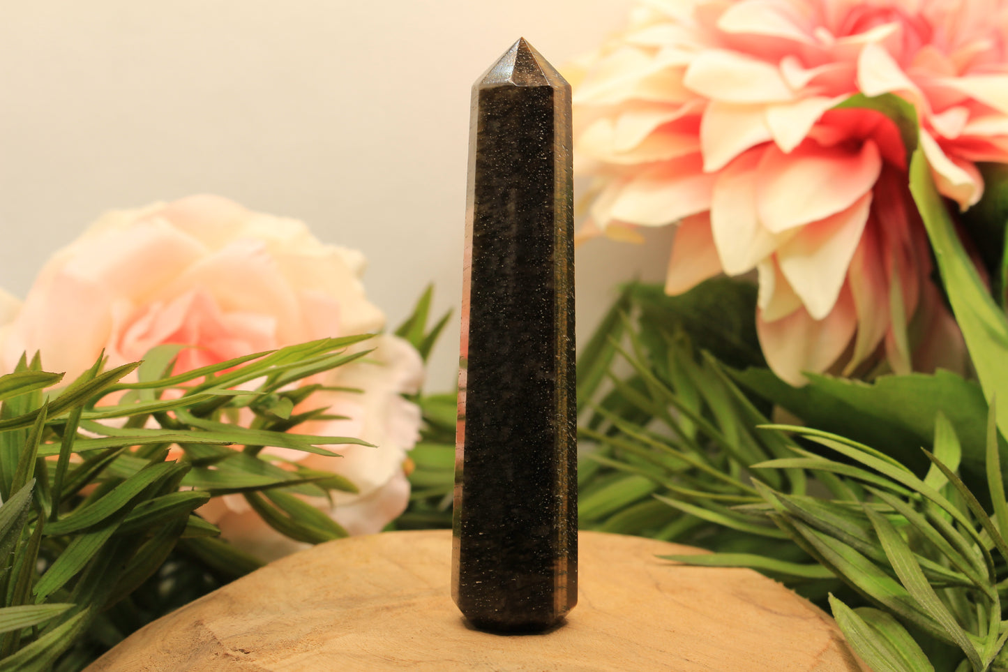 Tigerauge Obelisk