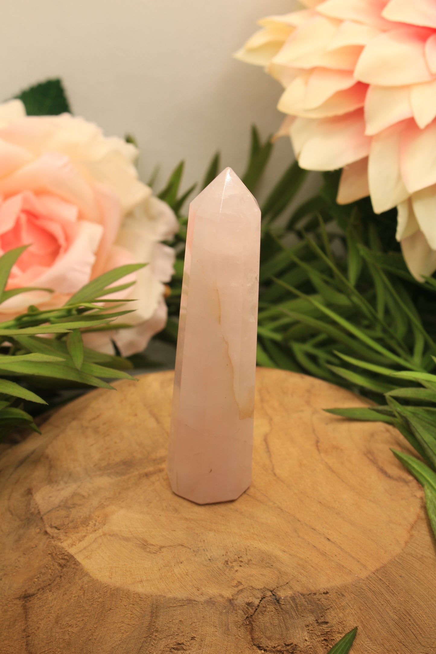 Rosenquarz Obelisk