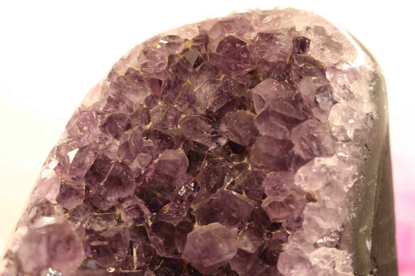 Amethyst auf Metallständer