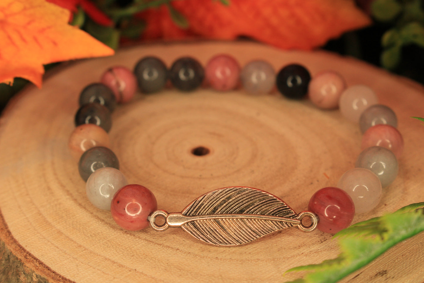 Rhodonit grau Quarz Armband mit Feder