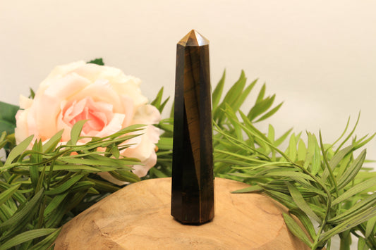 Tigerauge Obelisk