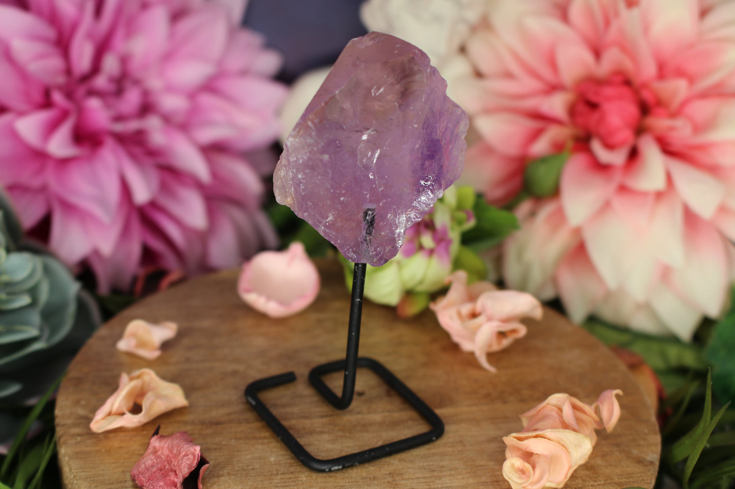 Amethyst auf Metalltänder